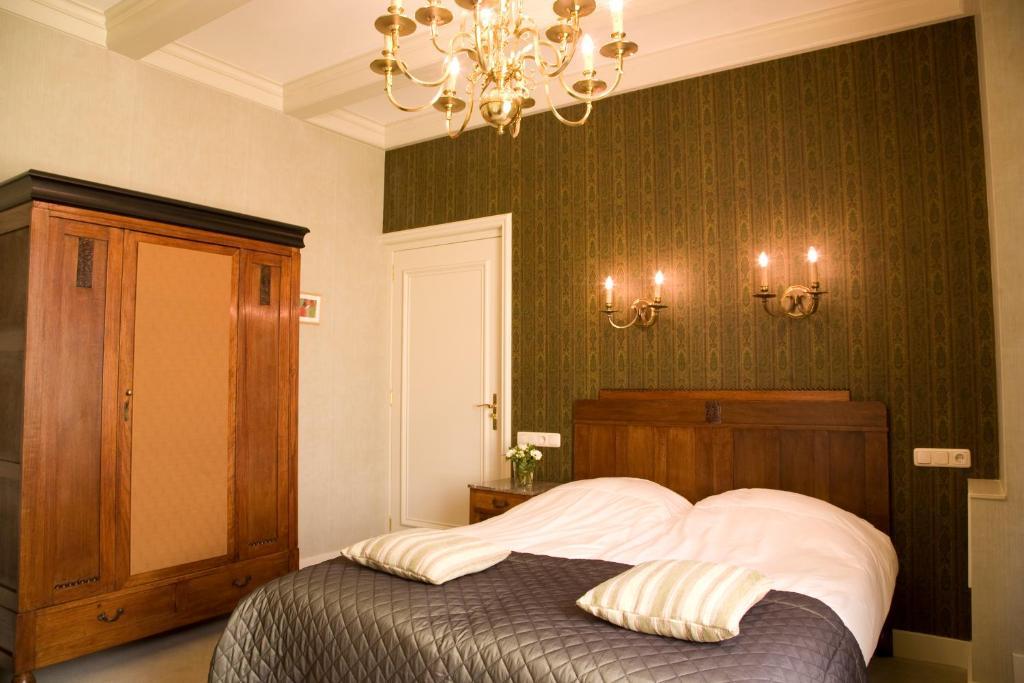 Stadspaleis Hotel & Restaurant Oldruitenborgh Vollenhove الغرفة الصورة